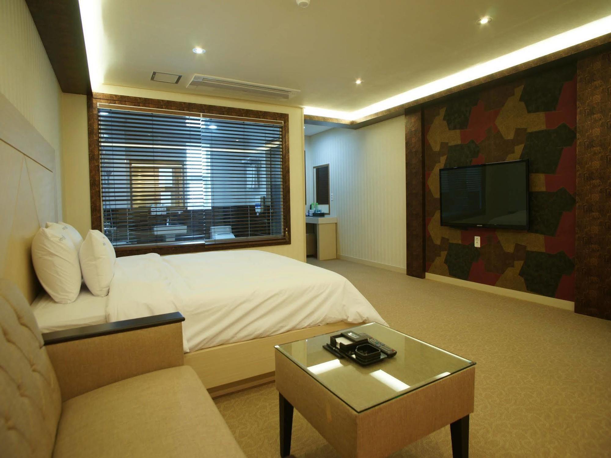 Hotel W Shinjeju Jeju Exterior foto